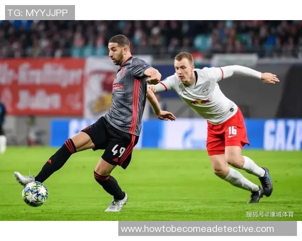 曼彻斯特联迎战阿斯坦纳期待精彩对决与历史交锋的再续 曼彻斯特联迎战阿斯坦纳期待精彩对决与历史交锋的再续